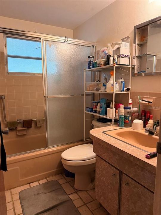 For Sale: $145,000 (2 beds, 1 baths, 1016 Square Feet)