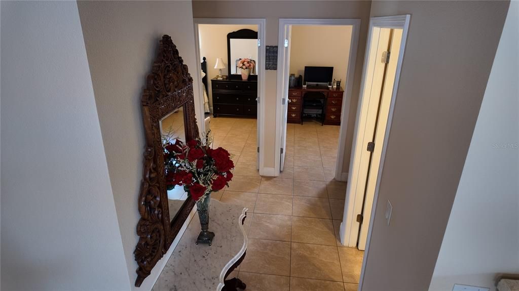 For Sale: $290,000 (3 beds, 2 baths, 1348 Square Feet)