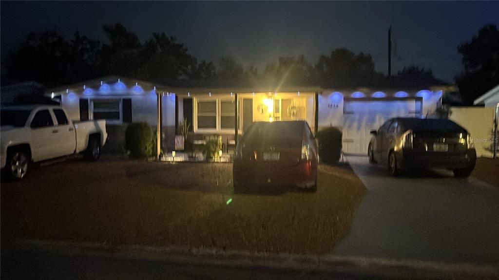 En Venta: $265,000 (2 camas, 1 baños, 959 Pies cuadrados)