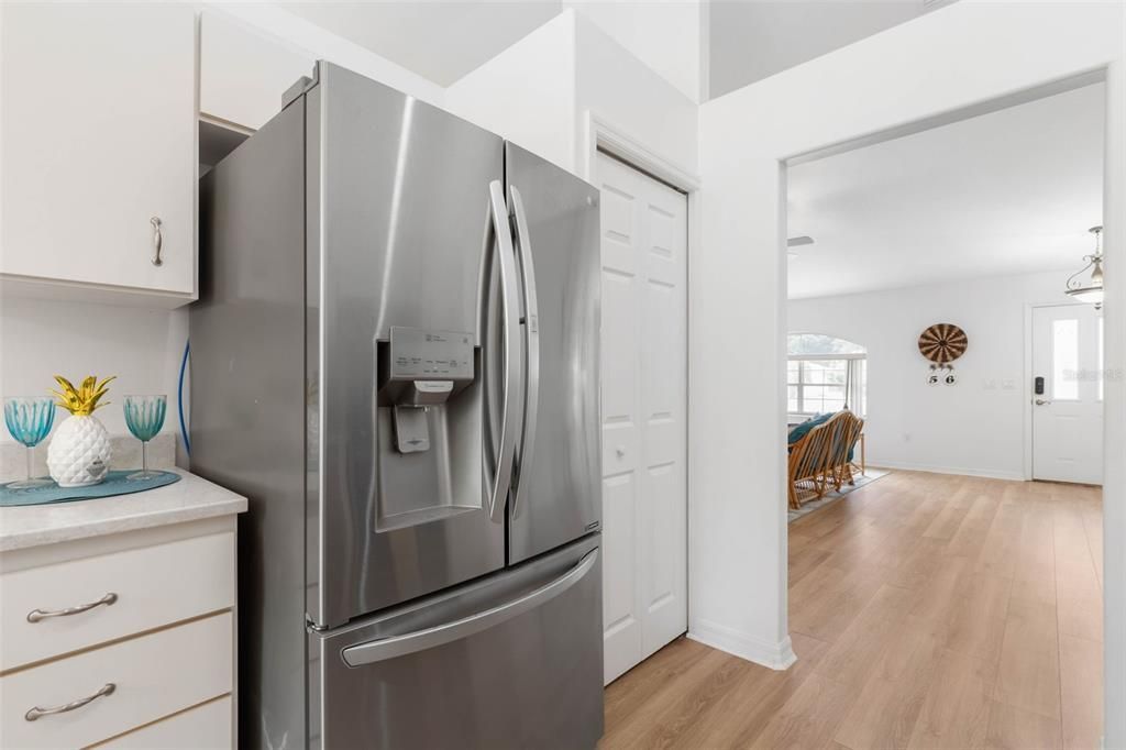 For Sale: $349,000 (3 beds, 2 baths, 1865 Square Feet)