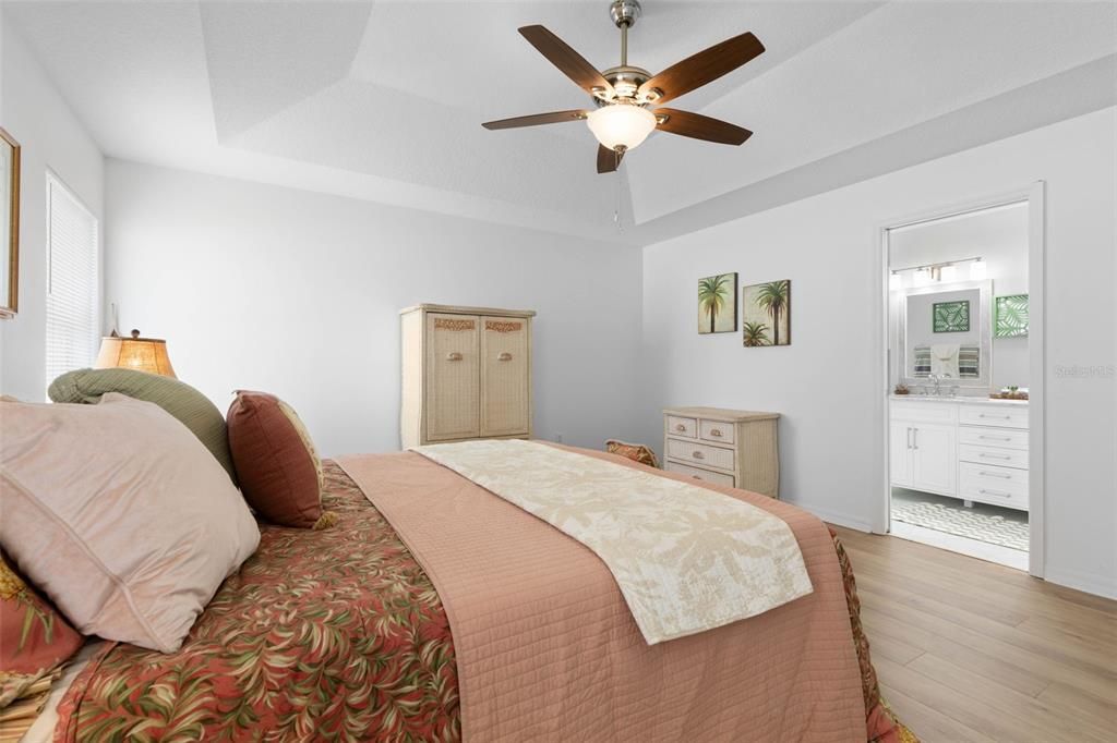 For Sale: $349,000 (3 beds, 2 baths, 1865 Square Feet)