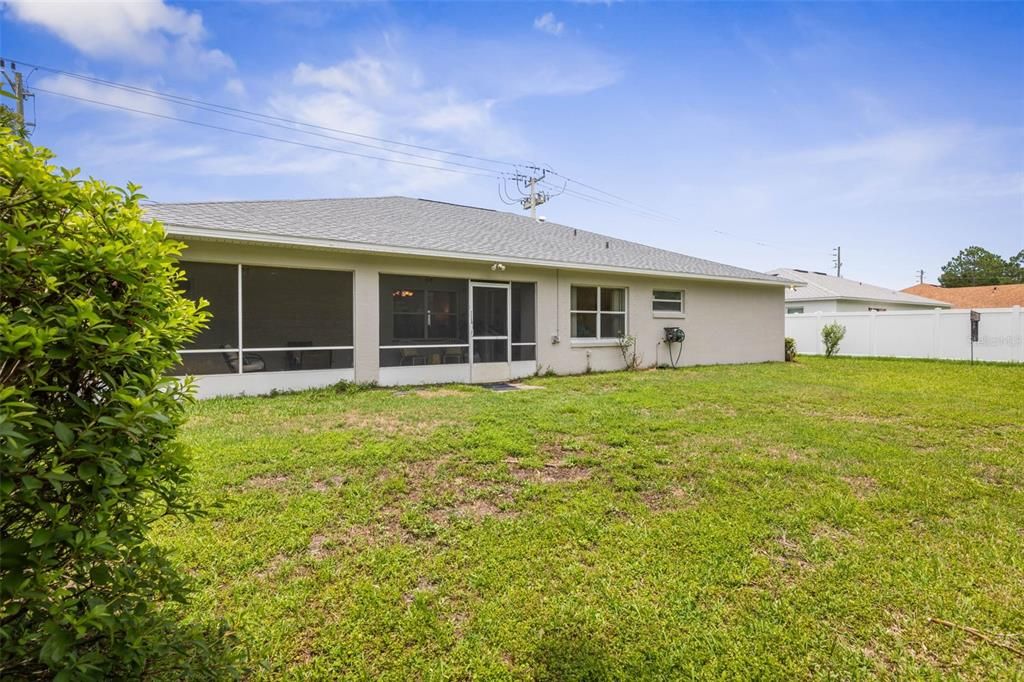 For Sale: $349,000 (3 beds, 2 baths, 1865 Square Feet)