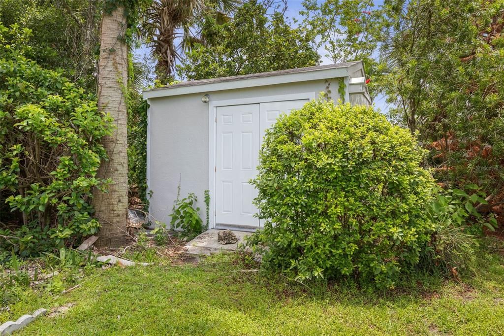 For Sale: $349,000 (3 beds, 2 baths, 1865 Square Feet)