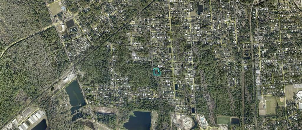 На продажу: $130,000 (0.76 acres)