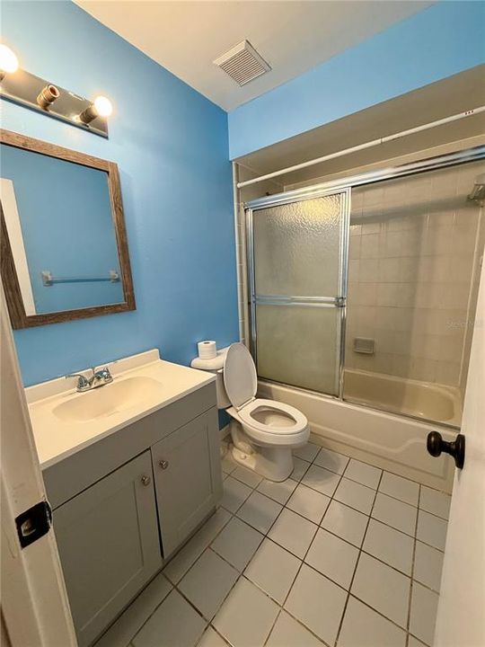 For Sale: $269,900 (2 beds, 2 baths, 1258 Square Feet)
