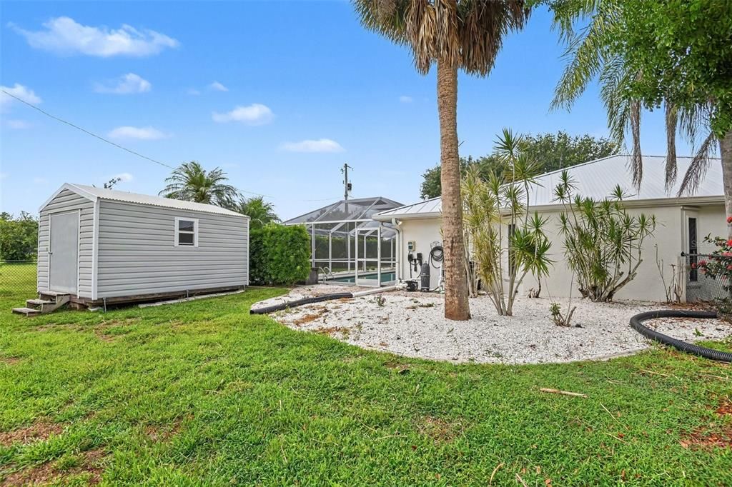 For Sale: $500,000 (3 beds, 2 baths, 2273 Square Feet)