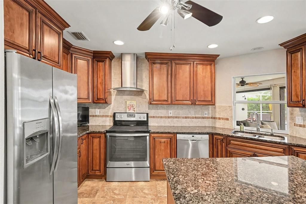 For Sale: $500,000 (3 beds, 2 baths, 2273 Square Feet)