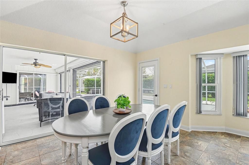 For Sale: $500,000 (3 beds, 2 baths, 2273 Square Feet)