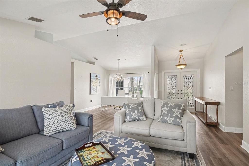 For Sale: $500,000 (3 beds, 2 baths, 2273 Square Feet)