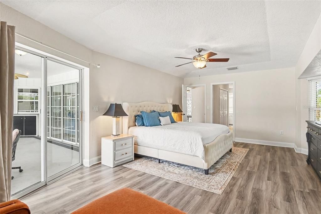 For Sale: $500,000 (3 beds, 2 baths, 2273 Square Feet)