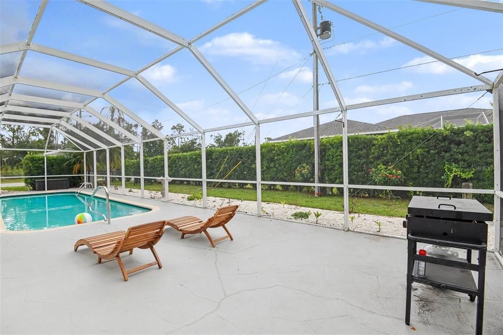 For Sale: $500,000 (3 beds, 2 baths, 2273 Square Feet)