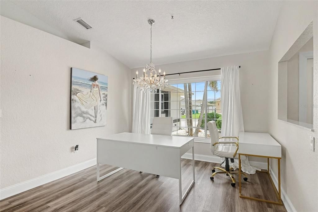 For Sale: $500,000 (3 beds, 2 baths, 2273 Square Feet)