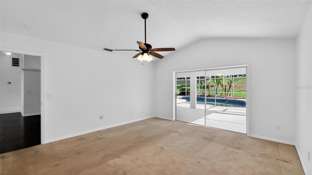 En Venta: $449,900 (3 camas, 2 baños, 1865 Pies cuadrados)