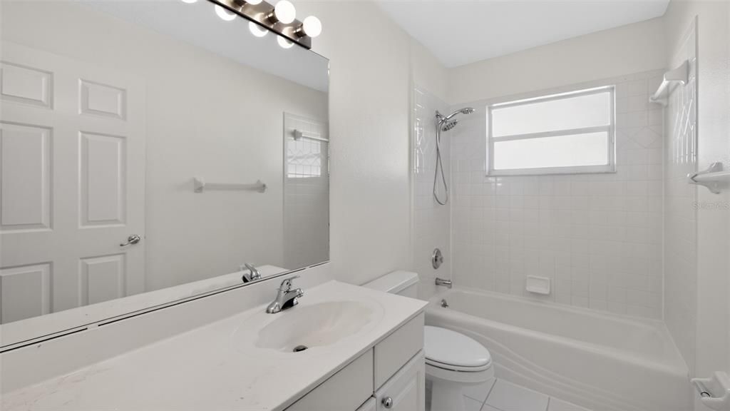En Venta: $449,900 (3 camas, 2 baños, 1865 Pies cuadrados)