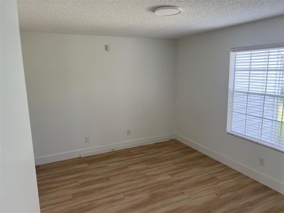 В аренду: $1,750 (2 спален, 2 ванн, 1067 Квадратных фут)