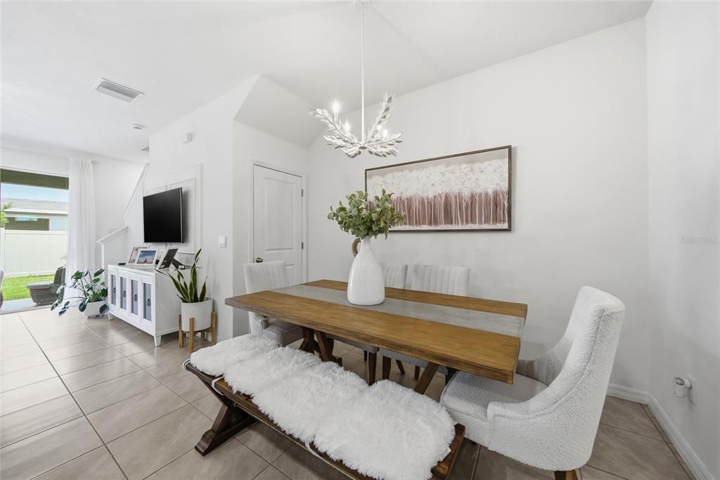 В аренду: $2,800 (3 спален, 2 ванн, 1673 Квадратных фут)