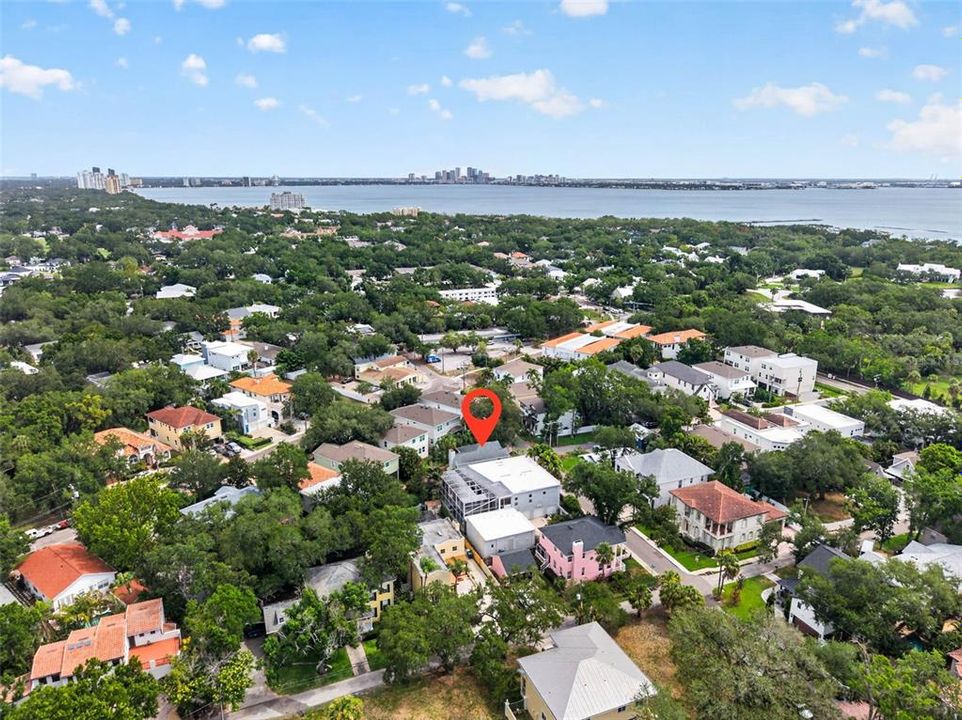 На продажу: $879,900 (4 спален, 3 ванн, 2070 Квадратных фут)