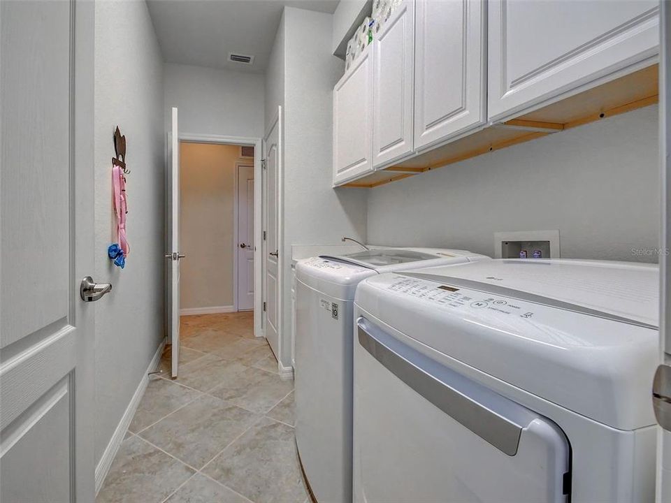 For Sale: $589,900 (4 beds, 2 baths, 2243 Square Feet)