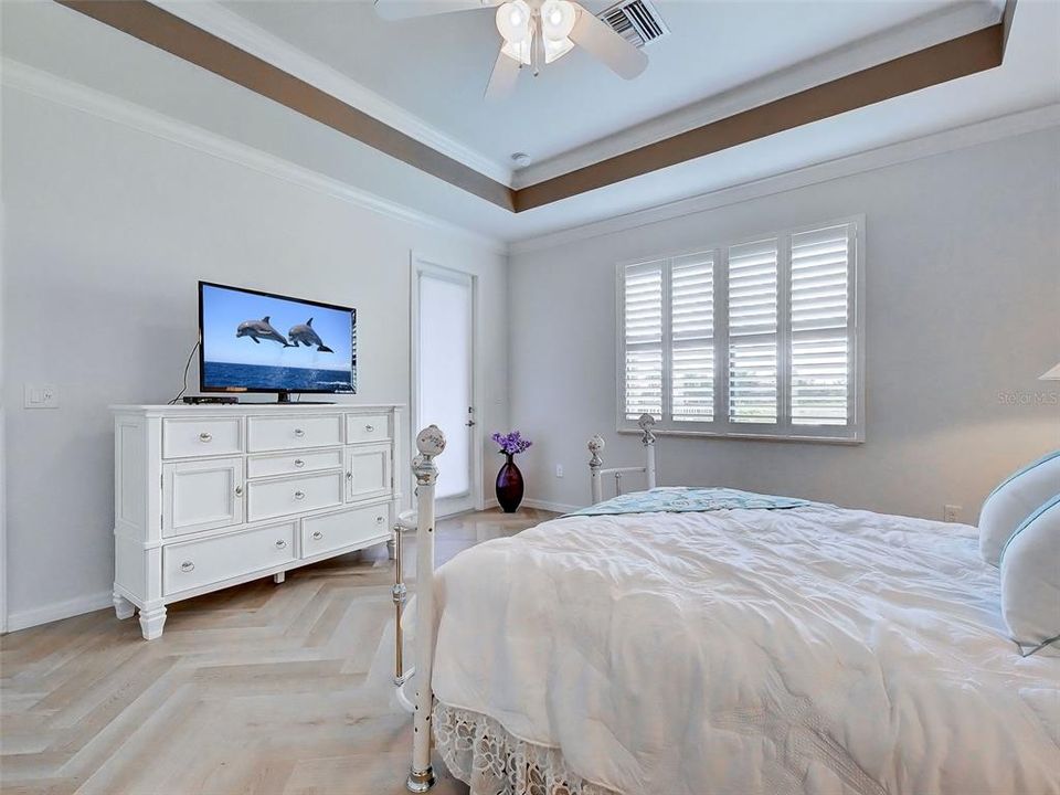 For Sale: $589,900 (4 beds, 2 baths, 2243 Square Feet)