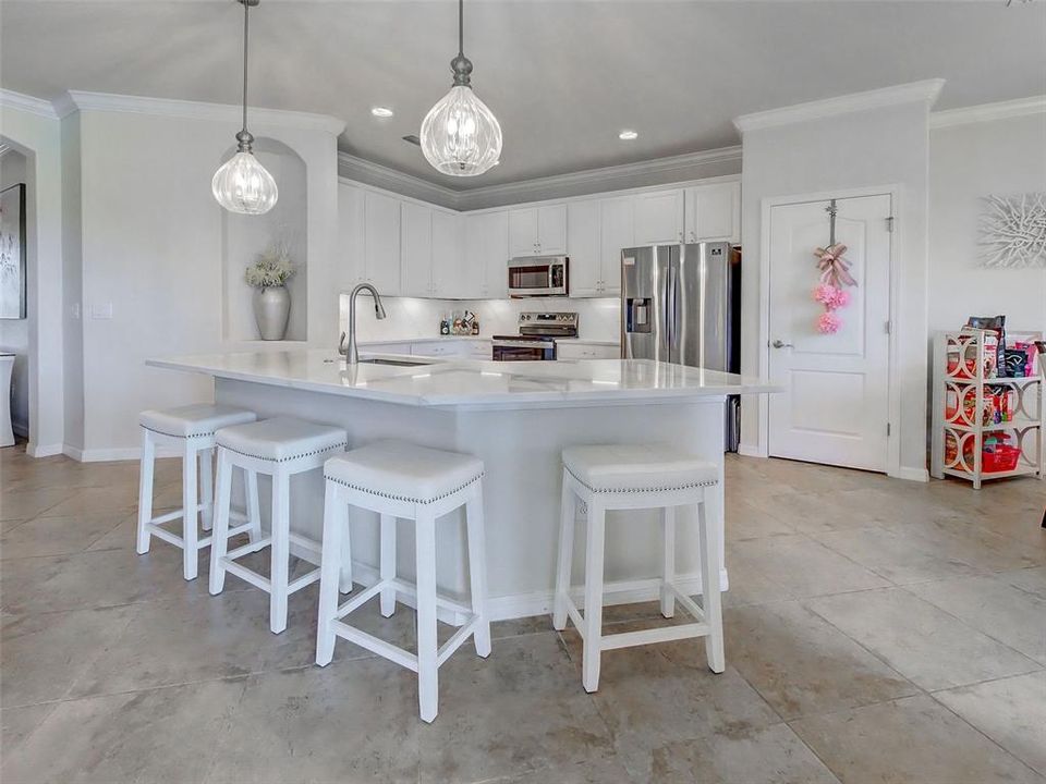 For Sale: $589,900 (4 beds, 2 baths, 2243 Square Feet)