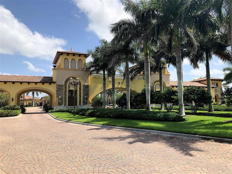 For Sale: $589,900 (4 beds, 2 baths, 2243 Square Feet)