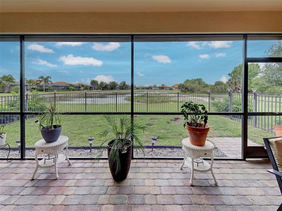 For Sale: $589,900 (4 beds, 2 baths, 2243 Square Feet)