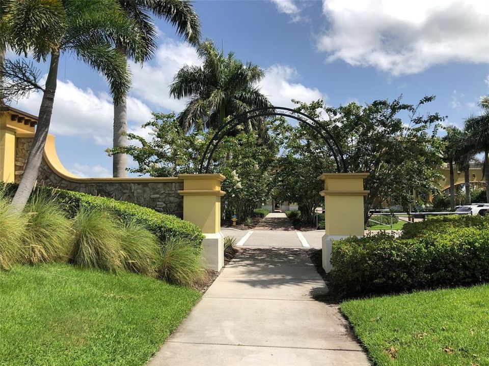 For Sale: $589,900 (4 beds, 2 baths, 2243 Square Feet)