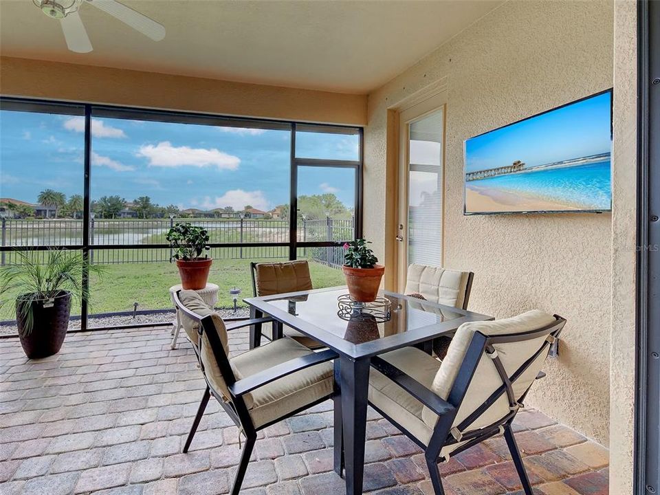 For Sale: $589,900 (4 beds, 2 baths, 2243 Square Feet)