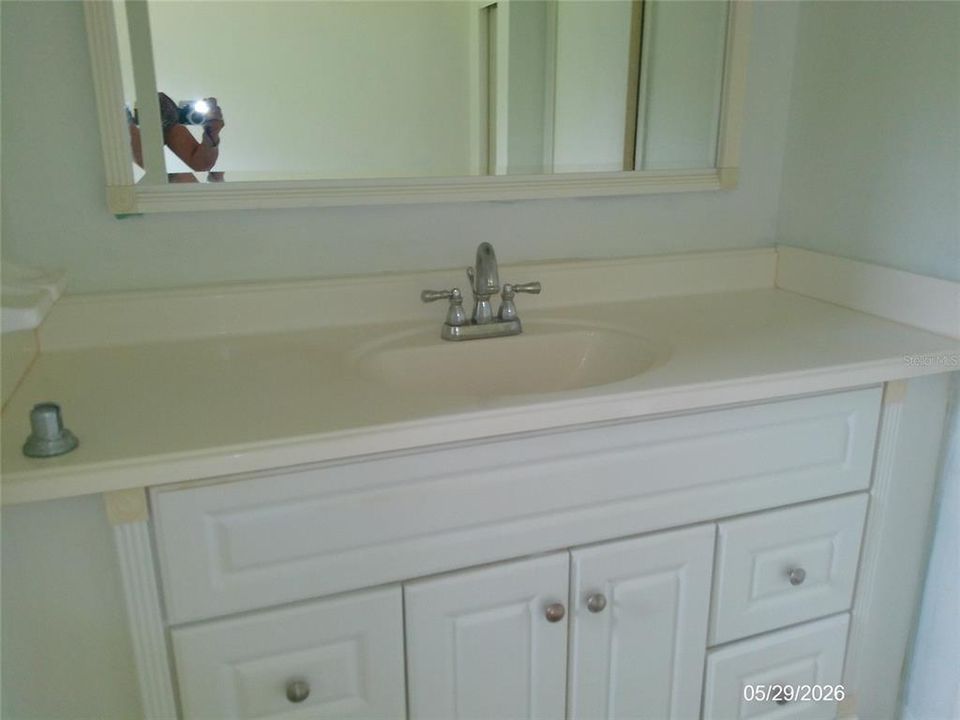 For Rent: $1,700 (3 beds, 2 baths, 1353 Square Feet)