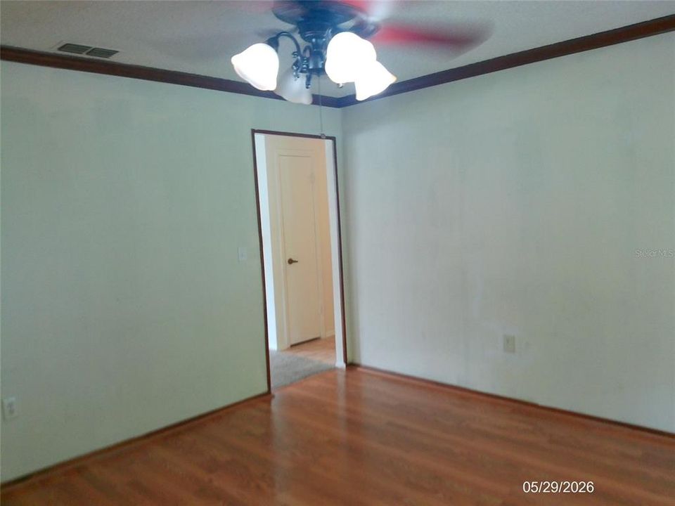 For Rent: $1,700 (3 beds, 2 baths, 1353 Square Feet)