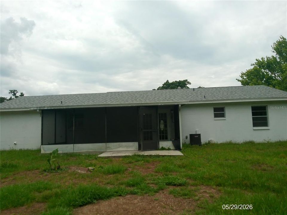 For Rent: $1,700 (3 beds, 2 baths, 1353 Square Feet)