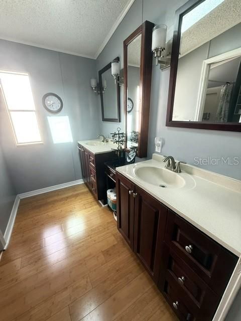For Sale: $159,000 (2 beds, 2 baths, 1367 Square Feet)