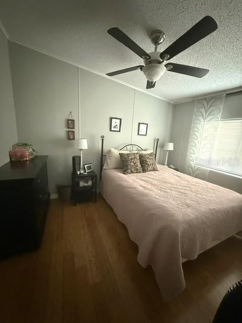For Sale: $159,000 (2 beds, 2 baths, 1367 Square Feet)