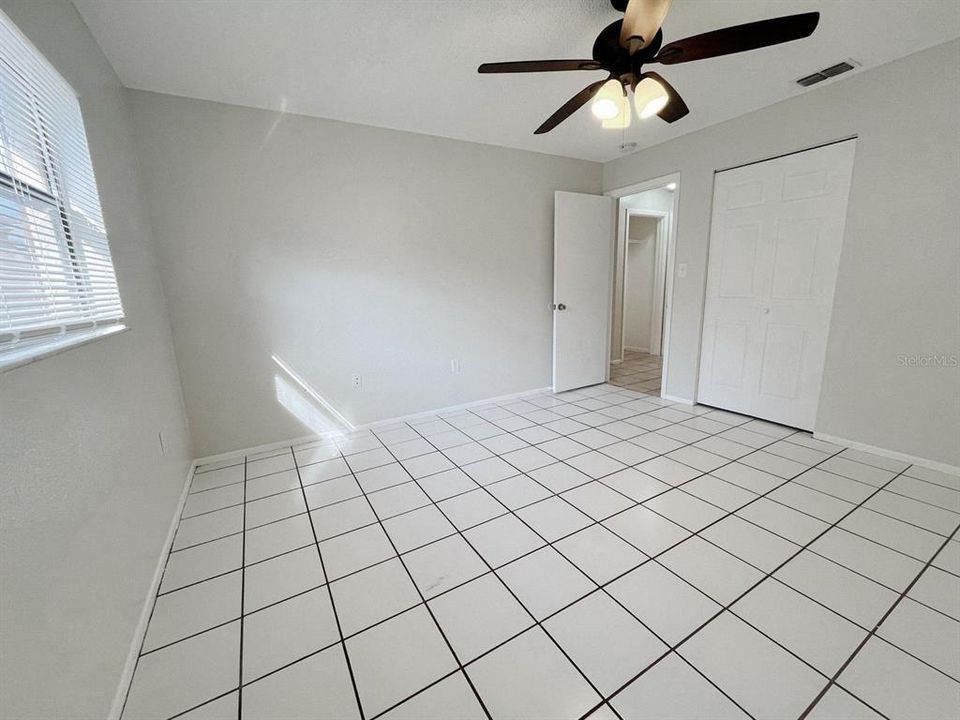 For Rent: $1,450 (2 beds, 1 baths, 1568 Square Feet)