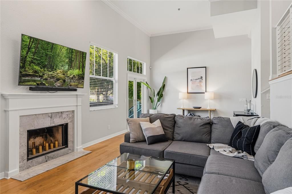 For Sale: $699,900 (3 beds, 2 baths, 2254 Square Feet)