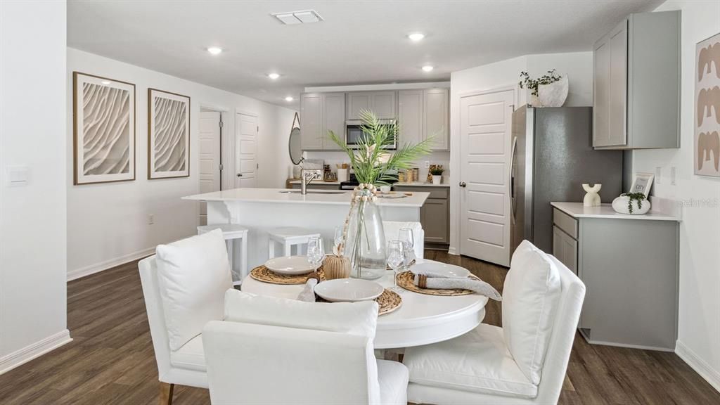 For Sale: $307,990 (5 beds, 2 baths, 1708 Square Feet)
