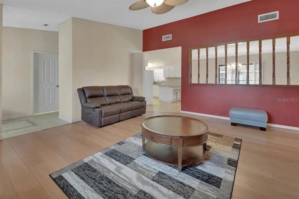 For Sale: $335,000 (3 beds, 2 baths, 1898 Square Feet)