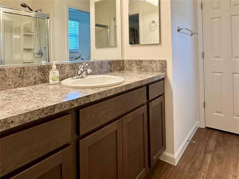 En Venta: $299,900 (2 camas, 2 baños, 1203 Pies cuadrados)