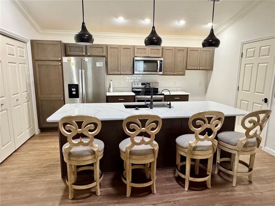 En Venta: $299,900 (2 camas, 2 baños, 1203 Pies cuadrados)
