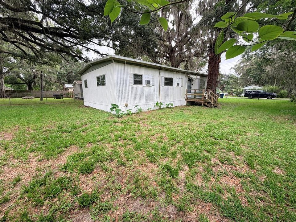 For Sale: $104,999 (2 beds, 2 baths, 1152 Square Feet)