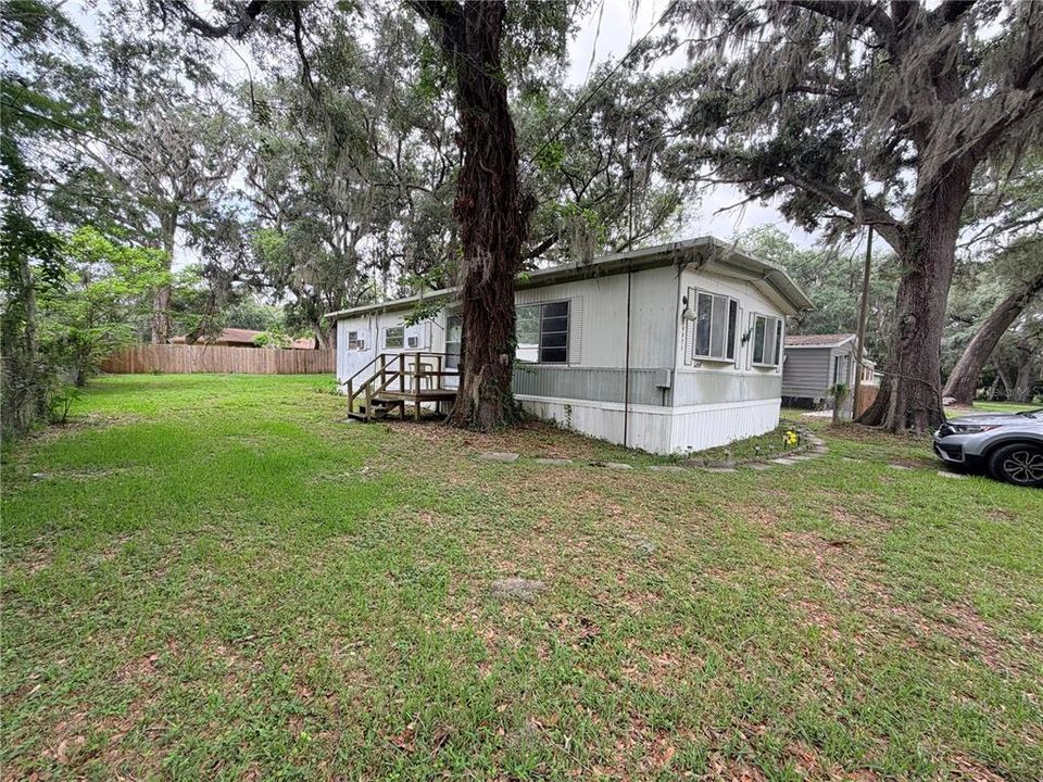 For Sale: $104,999 (2 beds, 2 baths, 1152 Square Feet)