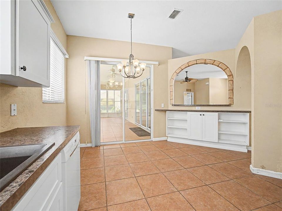 For Sale: $310,000 (3 beds, 2 baths, 1858 Square Feet)