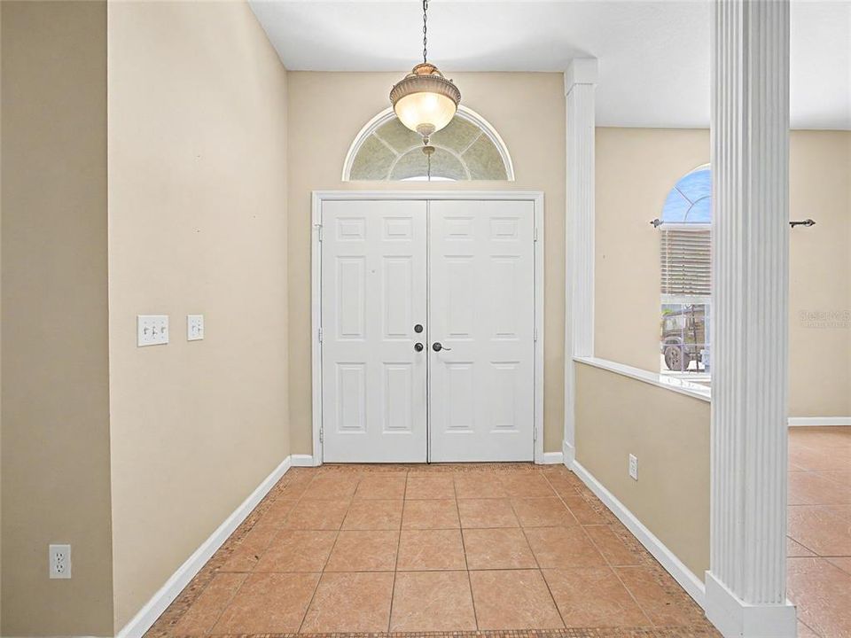 For Sale: $310,000 (3 beds, 2 baths, 1858 Square Feet)