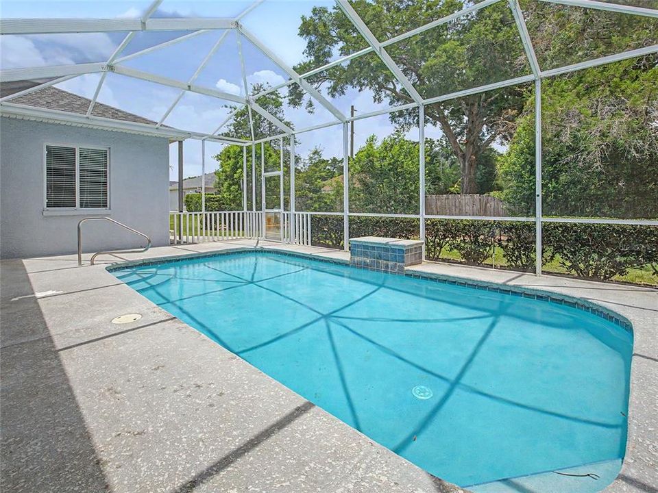 For Sale: $310,000 (3 beds, 2 baths, 1858 Square Feet)
