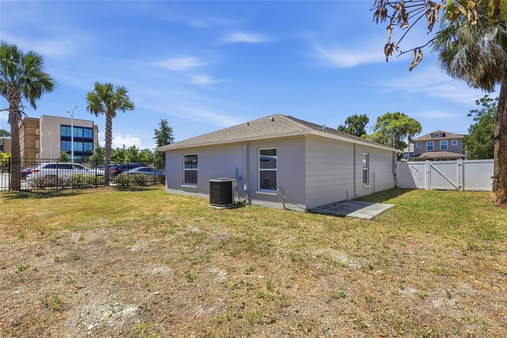 For Rent: $4,000 (4 beds, 4 baths, 1408 Square Feet)