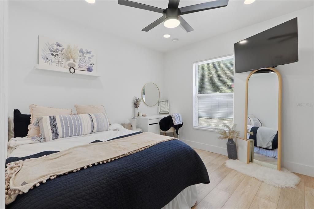 For Rent: $4,000 (4 beds, 4 baths, 1408 Square Feet)