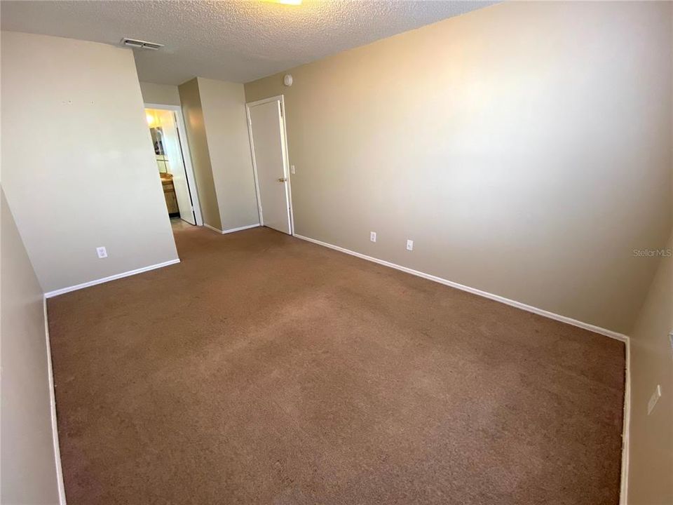For Rent: $1,275 (2 beds, 2 baths, 1006 Square Feet)