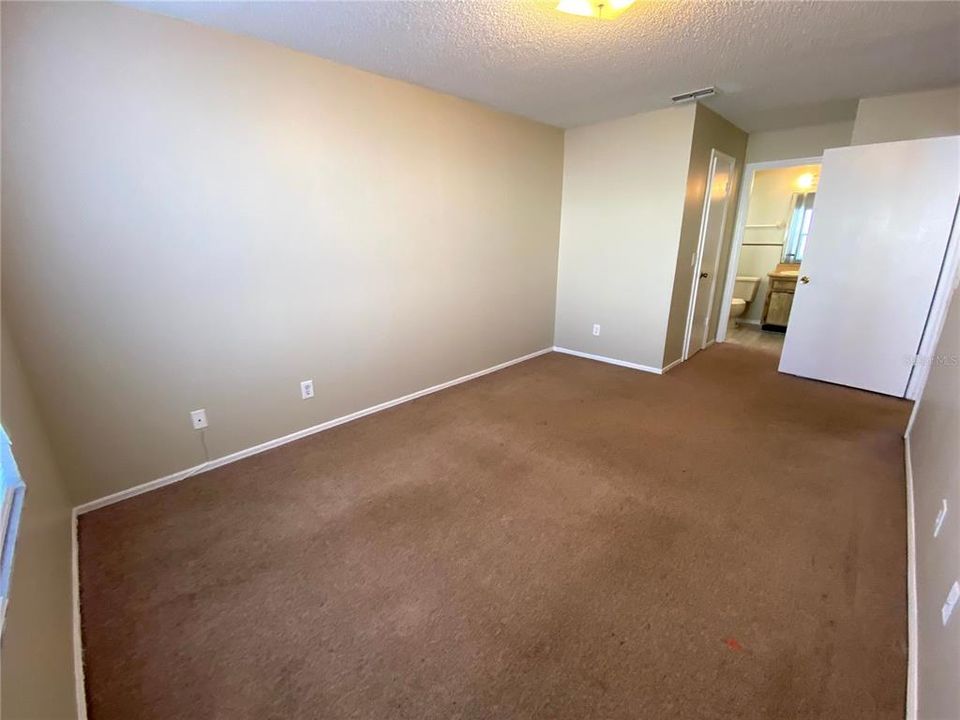 For Rent: $1,275 (2 beds, 2 baths, 1006 Square Feet)