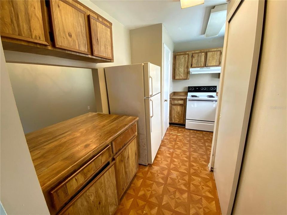 For Rent: $1,275 (2 beds, 2 baths, 1006 Square Feet)