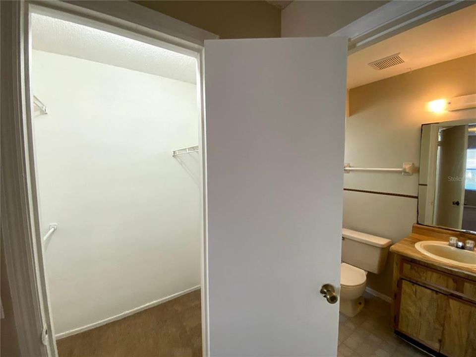 For Rent: $1,275 (2 beds, 2 baths, 1006 Square Feet)